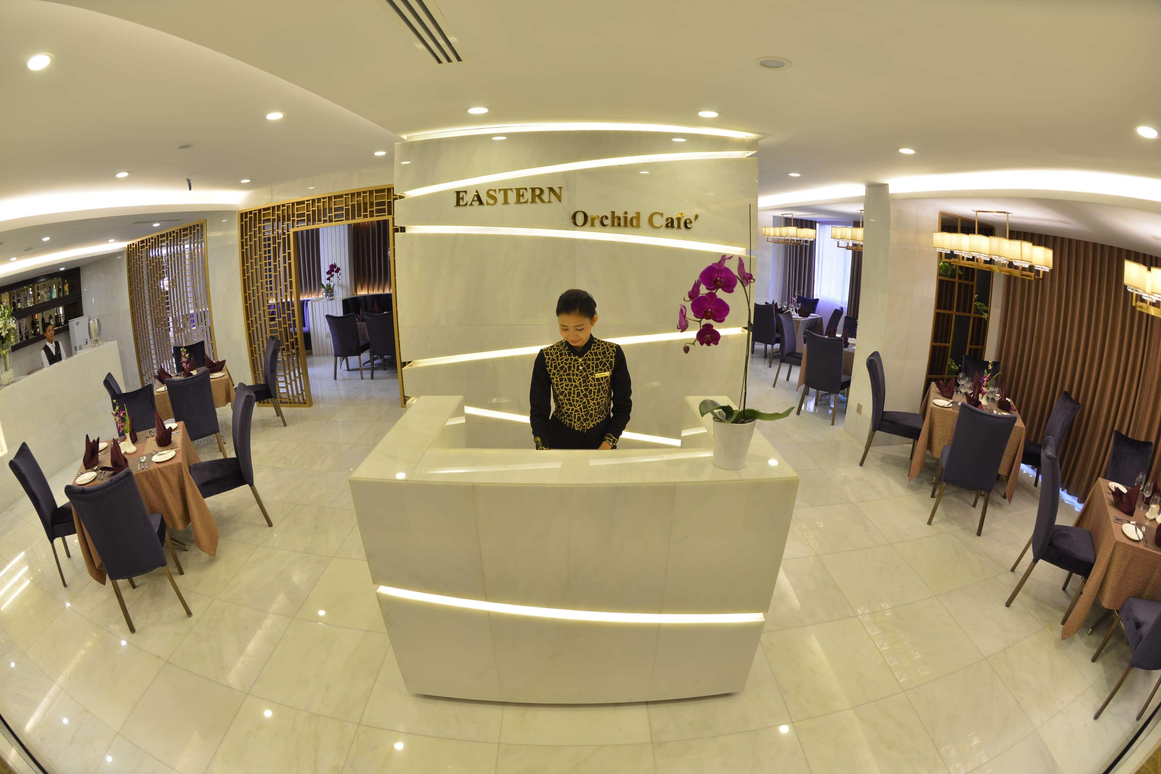 Best Western Chinatown Hotel Янгон Екстериор снимка